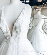 White V Neck Tulle Lace Long Evening Prom Gown Wedding Dresses